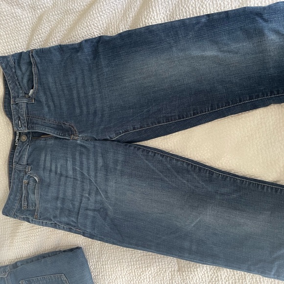 Express hyper stretch slim fit jeans 2 pair 33/32 and 3 pair of 34/32. $20 each. - Picture 2 of 12
